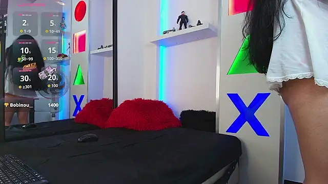 Samanta_Fischer Adlı Modelin Canlı XXX Sohbeti