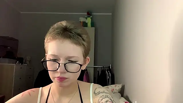 Chatroom XXX en direct de makeyousense