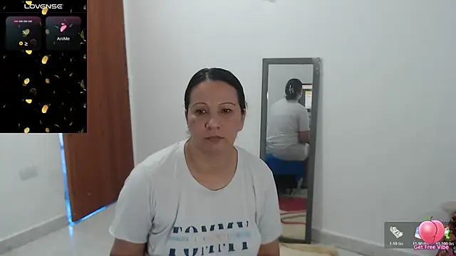 Laura_fox1 即時 XXX 聊天