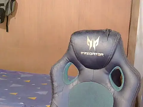 Chat XXX Live hugekenbigcock