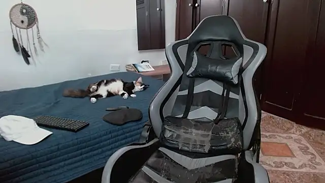 Chat XXX Live aaron_blug