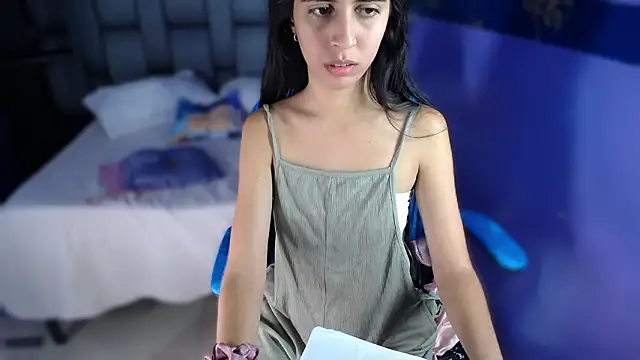 anna_alvarez's Live XXX Chat