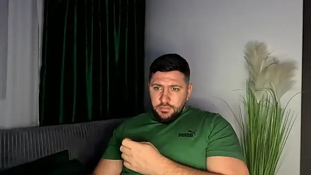 Gold_Alpha_BoyのライブXXXチャット