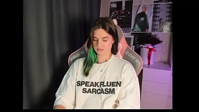 NikkieKitty Live XXX Chat