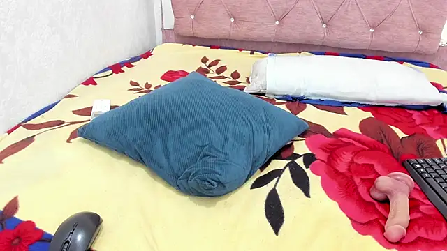 Jazmin040_'s Live XXX Chat