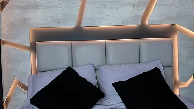 Chat XXX en directo de VenomDoll_