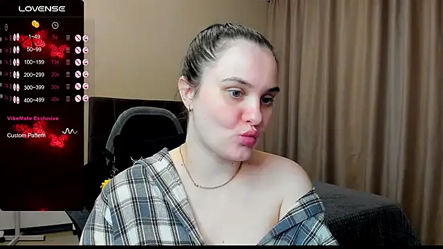 AlanaBrox's Live XXX Chat