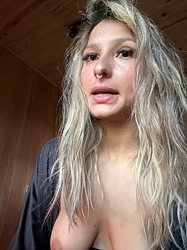 AliceStone19's Live XXX Chat