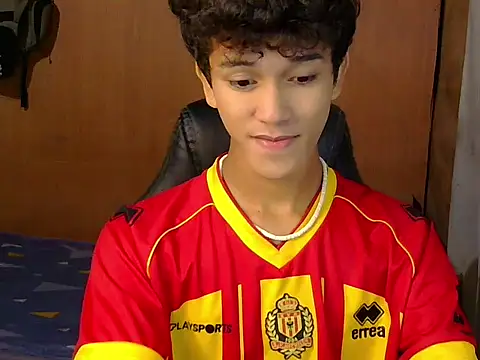 Chat XXX Live hugekenbigcock