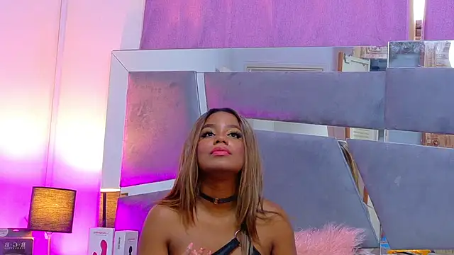 Czat XXX na żywo – LorraiineJohnson