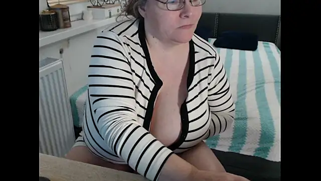 Sweetboobs' Live XXX Chat