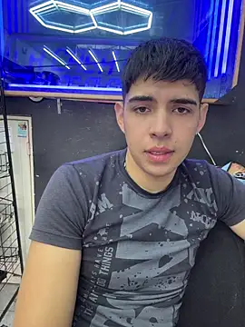 Johan_stick Adlı Modelin Web Kamerası Şovu