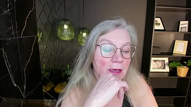 NataliMellow's Live XXX Chat