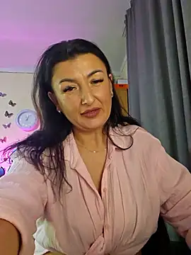 Hotangel75 élő XXX-chatje