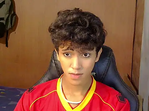 hugekenbigcock Pertunjukan Webcam