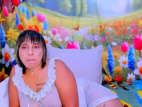 Živý XXX chat indianroxy