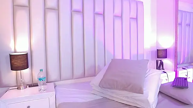 aandreaperez's Live XXX Chat