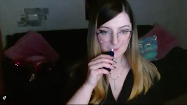 Arielsssplash 现场XXX聊天