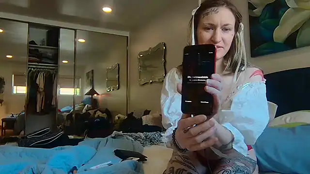 lavender_spitsn Live XXX chat