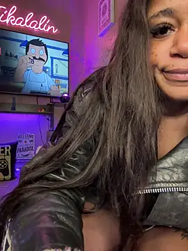 Tikalalin Live XXX-Chat