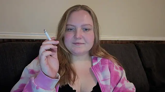 PhatAssBlond's Webcam Show
