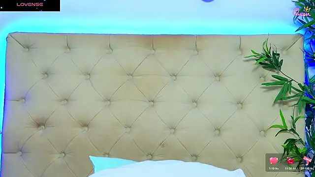 Chat +18 de DaliyaArabian ao vivo