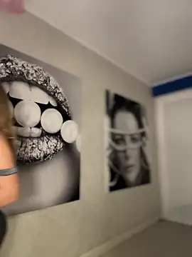 AnastasiaAniess Chat XXX live