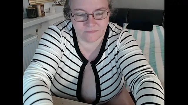 Sweetboobs' Live XXX Chat