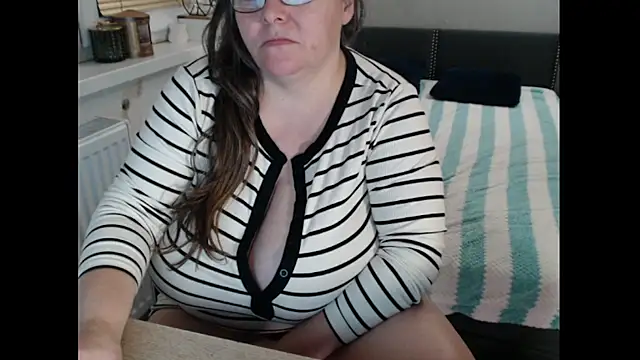 Chat XXX ao vivo de Sweetboobs