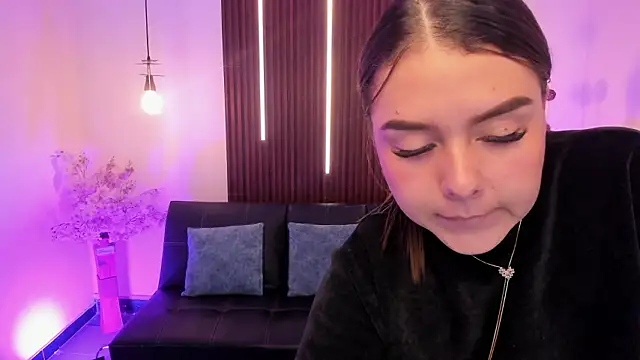 ArianaBakern Live XXX chat