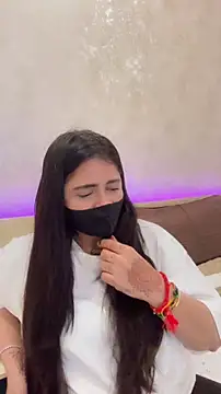 ashwariya23's Live XXX Chat