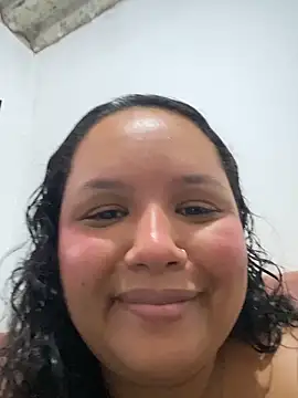 Chat XXX ao vivo de Bigostosa