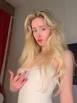 SunnyShiney's Live XXX Chat