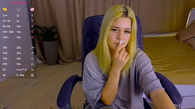 ApheliaStar: онлайн-секс-чат