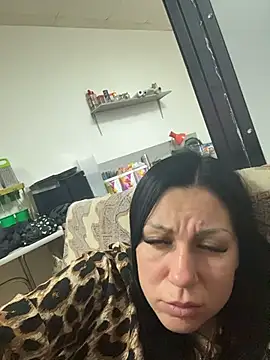 _Mila_Love Live XXX Chat