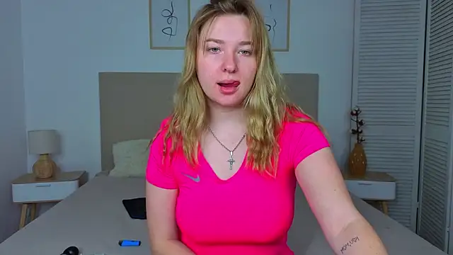 Chat XXX ao vivo de VladaHotxx