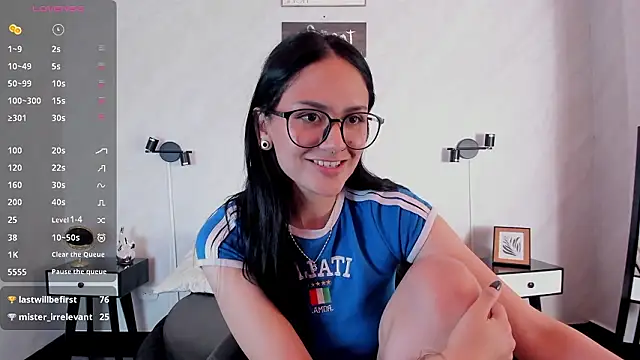 NiccolleHall's Live XXX Chat