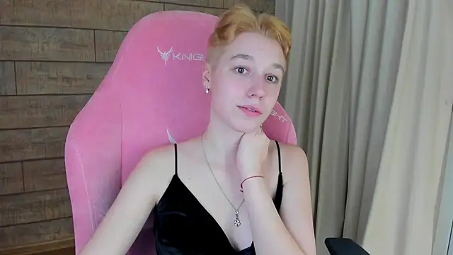 دردشة AgataGate الجنسية المباشرة