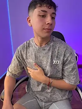 oliver_kyy: вебкам-шоу