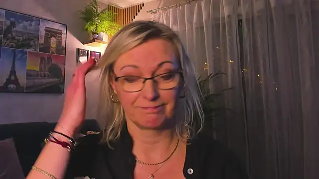 vanessa_chat: απευθείας συνομιλία ΧΧΧ