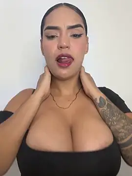 Sara-77 – Live XXX-chat