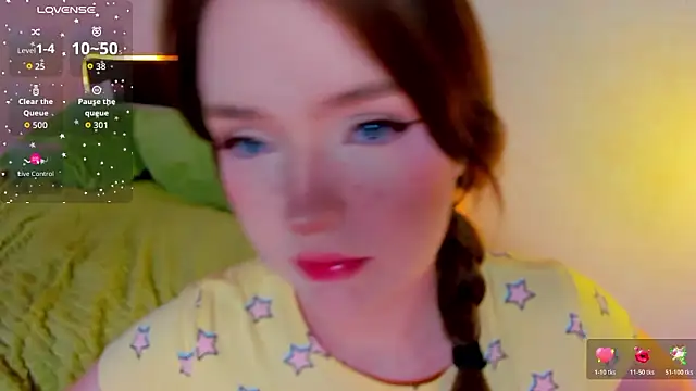 lexxxxxxi: онлайн-секс-чат