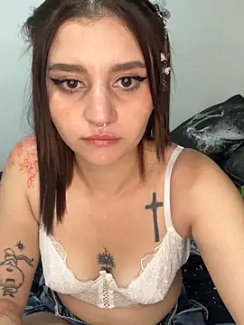 keomi-3 Live XXX Chat