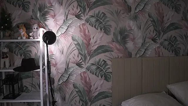 MarlinVarian's Live XXX Chat