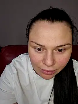 9Alice's Webcam Show