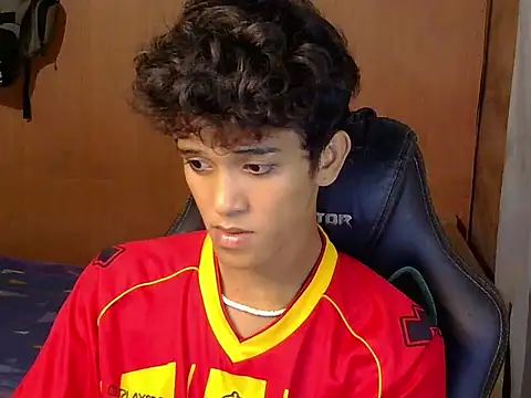 hugekenbigcock's Live XXX Chat