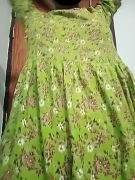 Raya-Moni 라이브 XXX 채팅