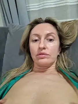 Czat XXX na żywo – Miss____Mia_