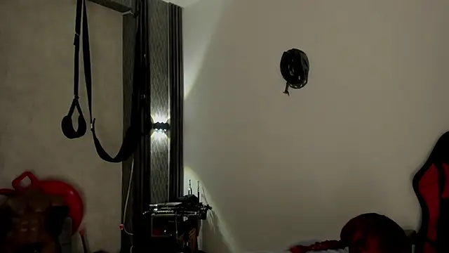 selene_red_ Live XXX-chat