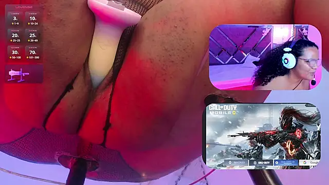 MhiaRey's Webcam Show